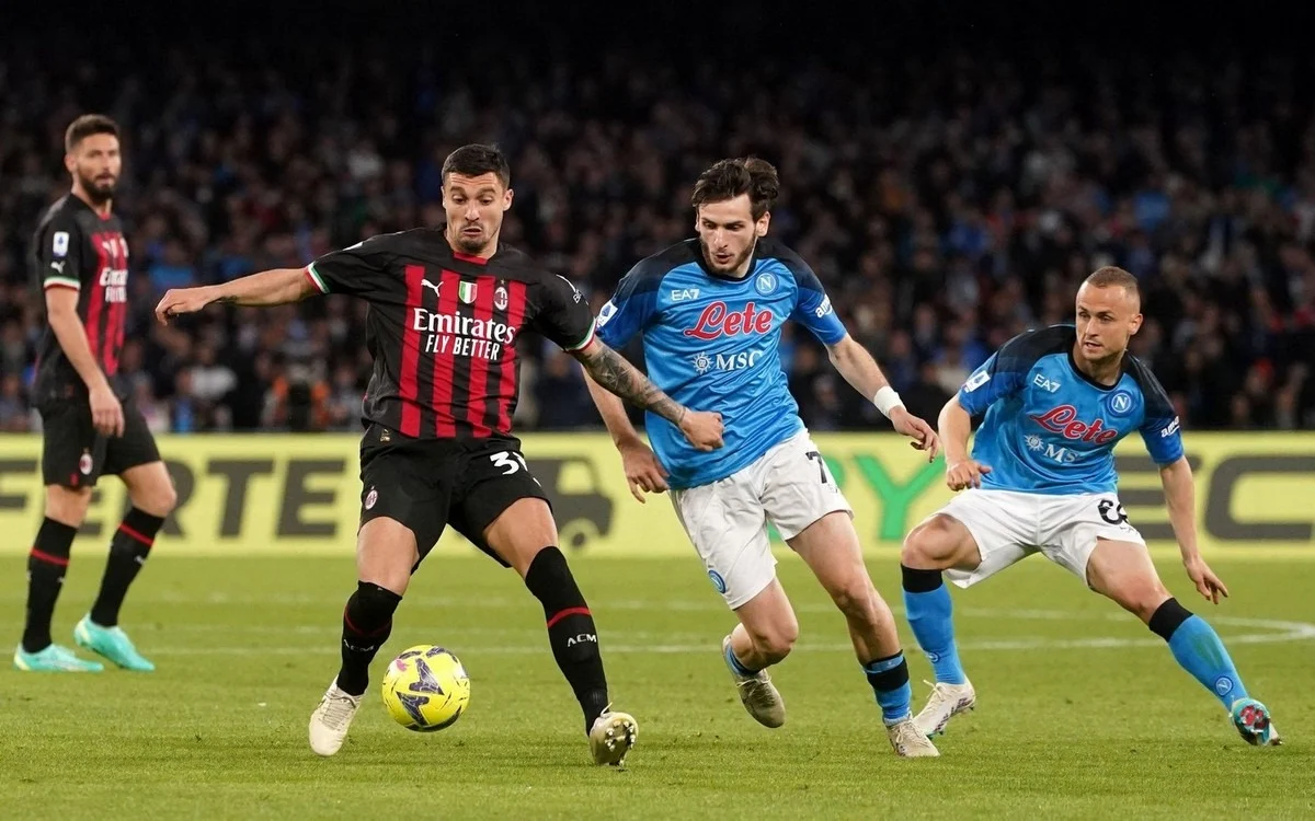 Наполи – Милан прогноз на матч